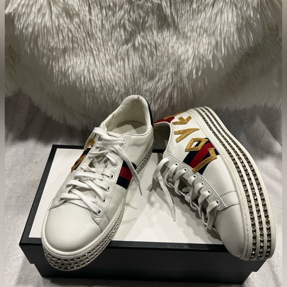 Gucci Women’s Ace “LOVED” Rhinestone Platform Sneakers Size 41EU/11US - Picture 3 of 11